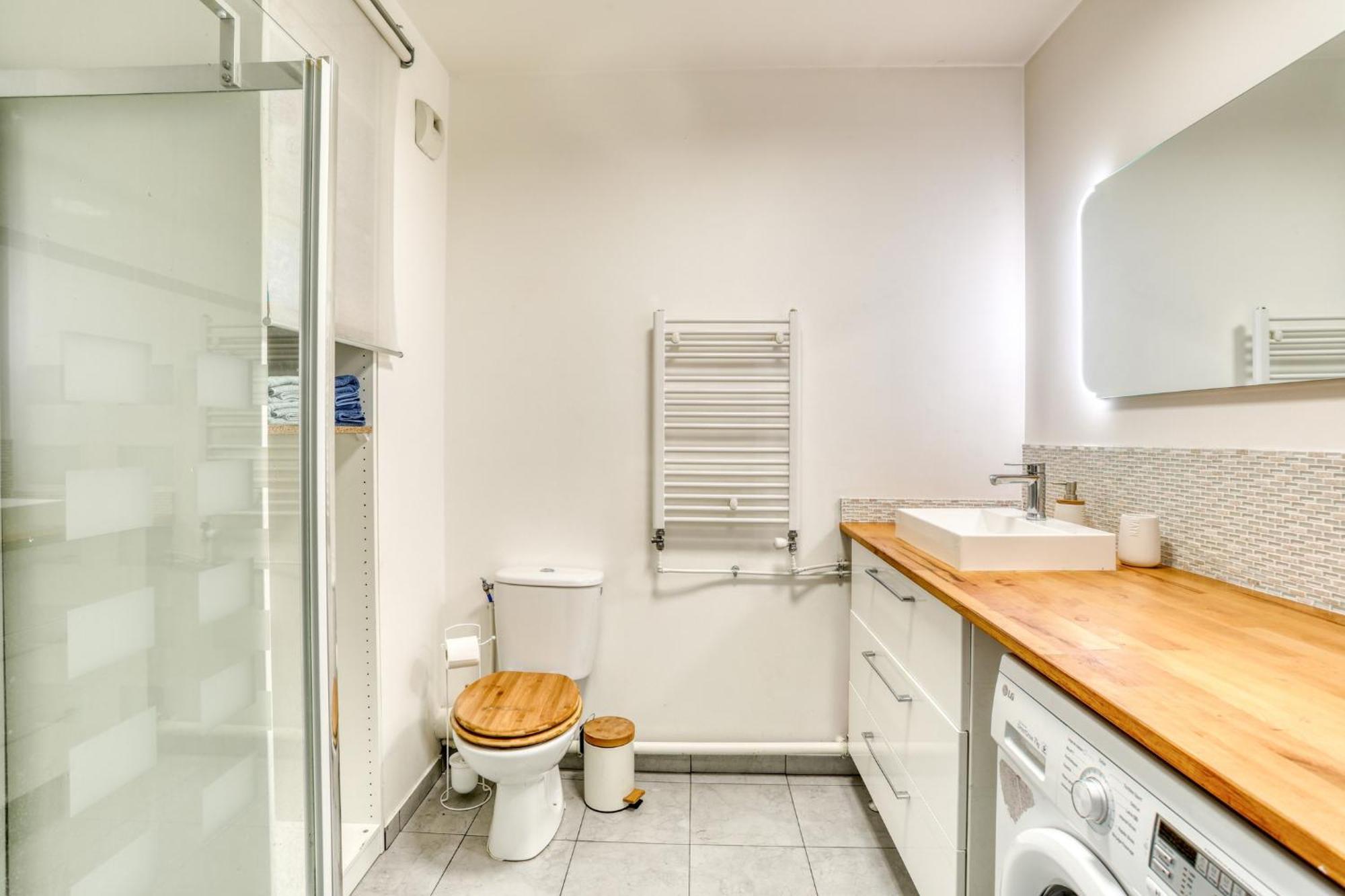 "Le Serenity ", Appartement Spacieux ,Balcon, Parking Prive Gratuit, Netflix, Proche Cdg Et Stade De France Stains Zewnętrze zdjęcie